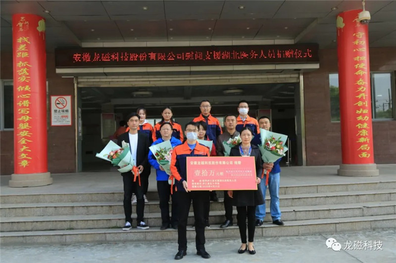 1701758304258088.jpg 1691466134332166.jpg