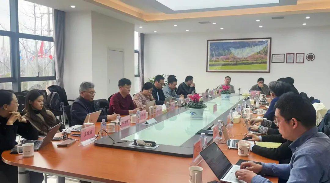 1739425806593265.png 640.webp (1).png